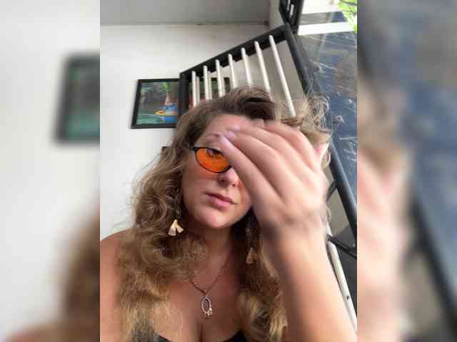 -Hypnotic-Gaze- webcam
