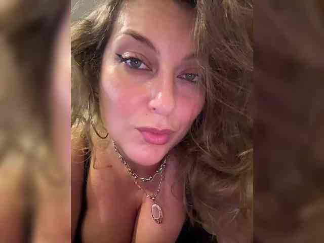 -Hypnotic-Gaze- webcam