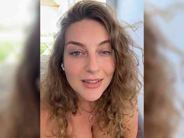 -Hypnotic-Gaze- Sex Cam Show