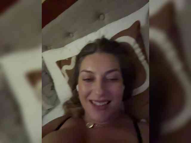 -Hypnotic-Gaze- Sex Cam Show