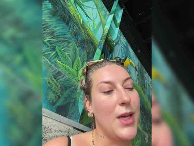 naked live sex -Hypnotic-Gaze-