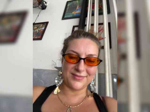 -Hypnotic-Gaze- webcam