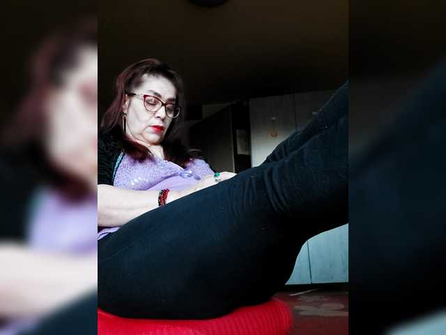 Cristinatina's BongaCams show and profile