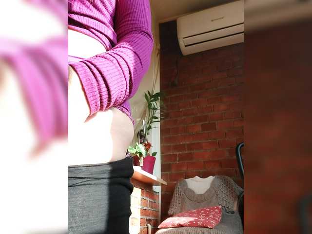 Cristinatina's BongaCams show and profile