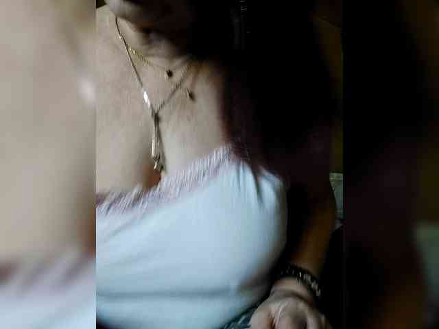 LoveTinaForever webcam