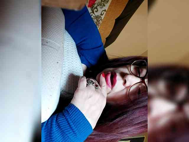 Cristinatina Live Webcam on BongaCams