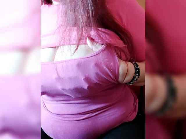 LoveTinaForever webcam