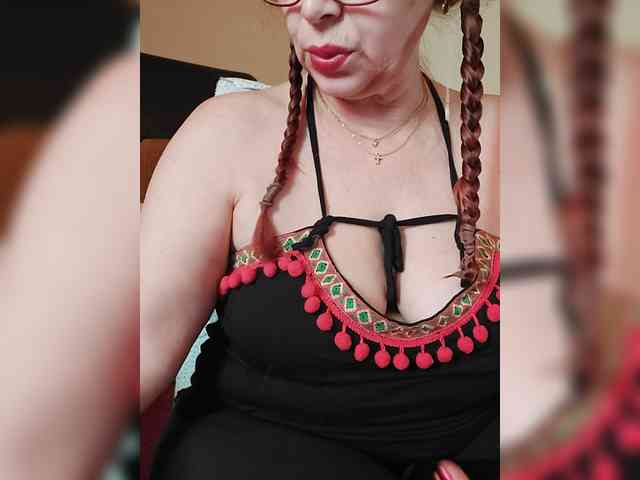 LoveTinaForever webcam