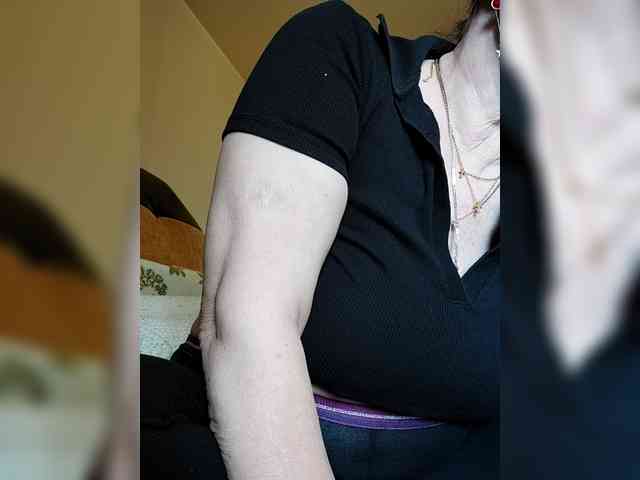 LoveTinaForever webcam