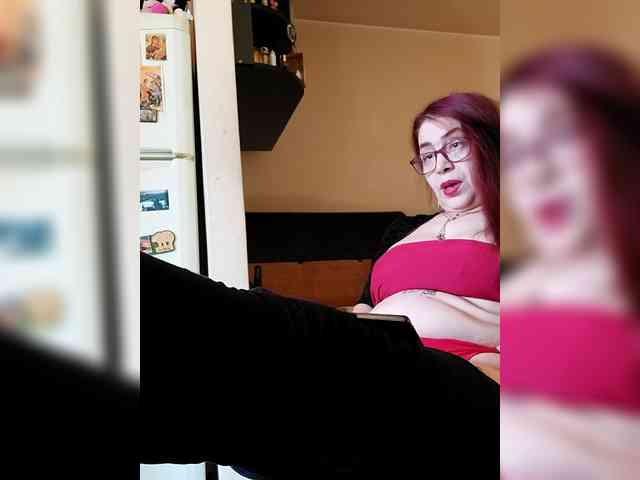 LoveTinaForever webcam