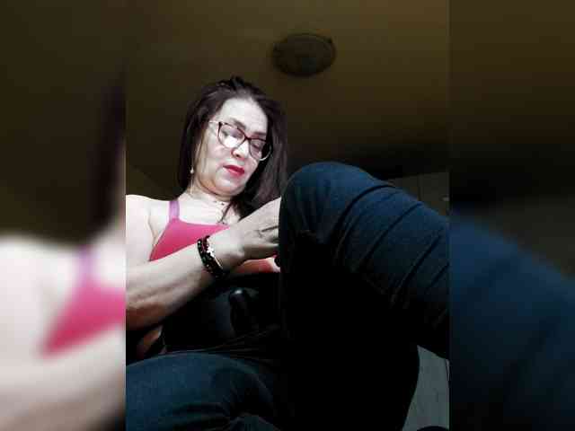 LoveTinaForever webcam