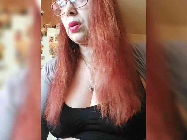 LoveTinaForever webcam