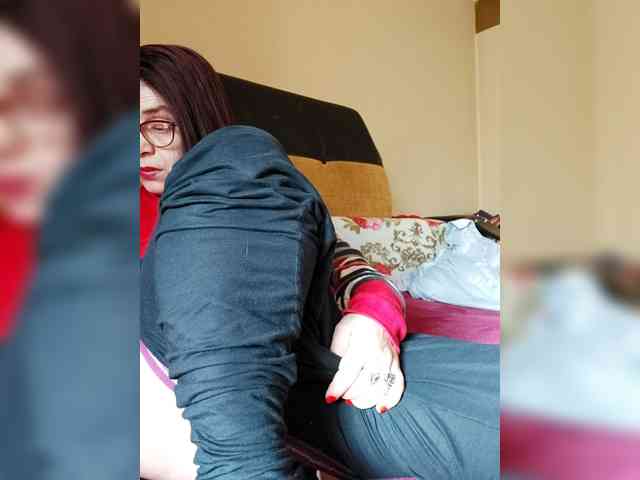 LoveTinaForever webcam