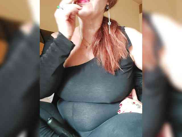 LoveTinaForever webcam