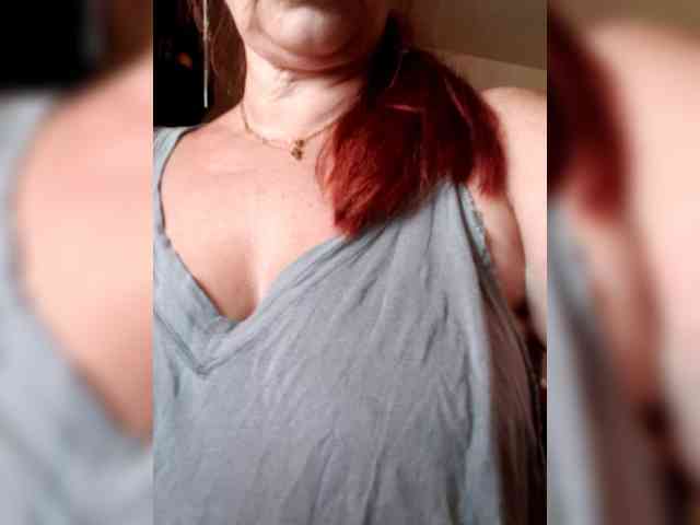 LoveTinaForever webcam