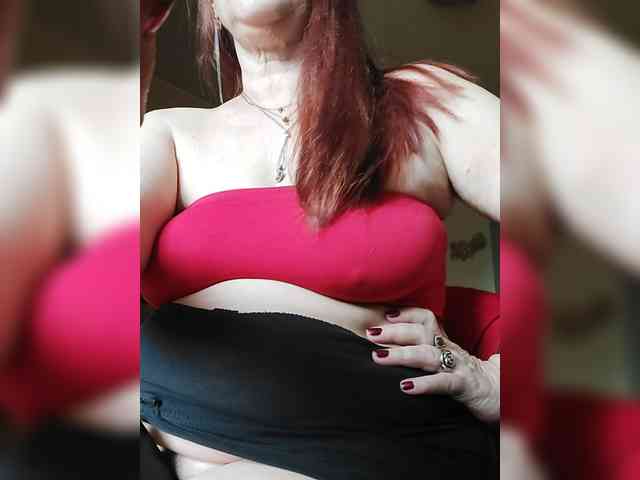 LoveTinaForever webcam