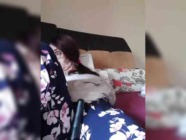 LoveTinaForever webcam