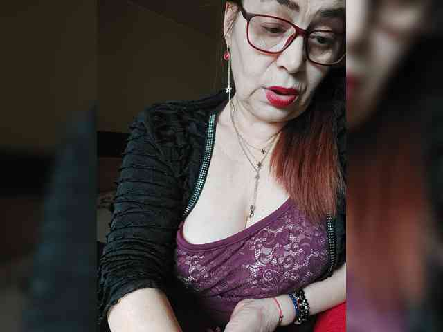 LoveTinaForever webcam