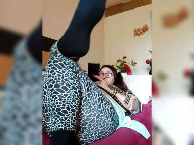 LoveTinaForever webcam