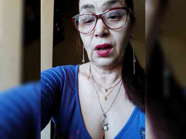 LoveTinaForever webcam