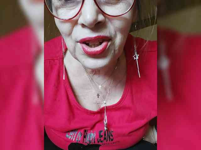 LoveTinaForever webcam