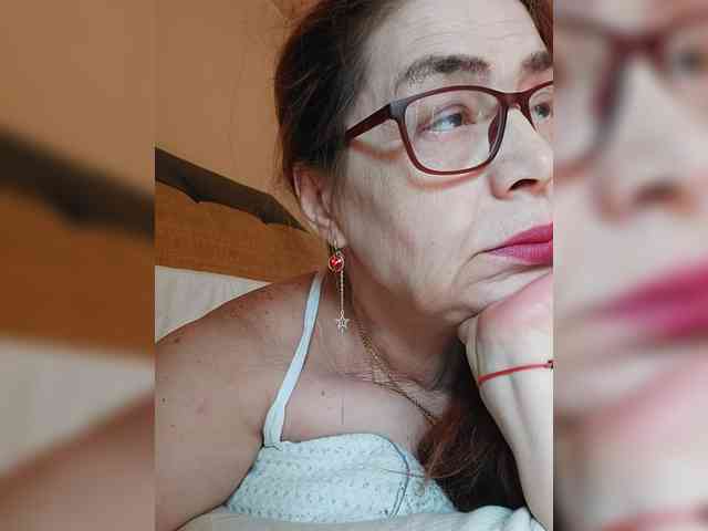 LoveTinaForever webcam