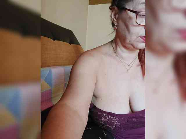 LoveTinaForever webcam