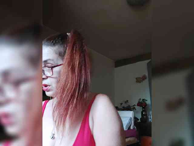LoveTinaForever webcam
