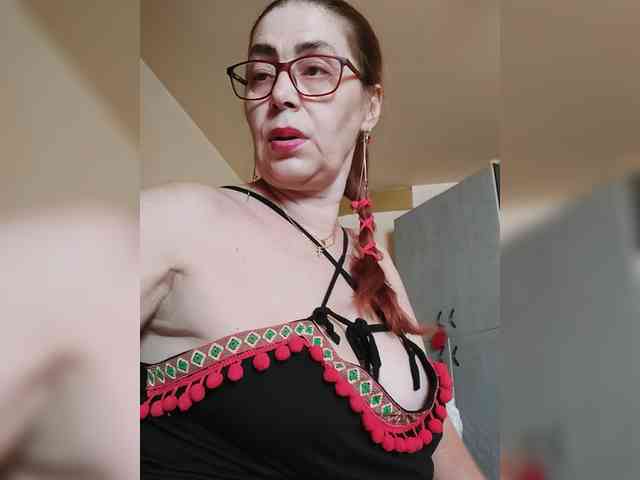 LoveTinaForever webcam