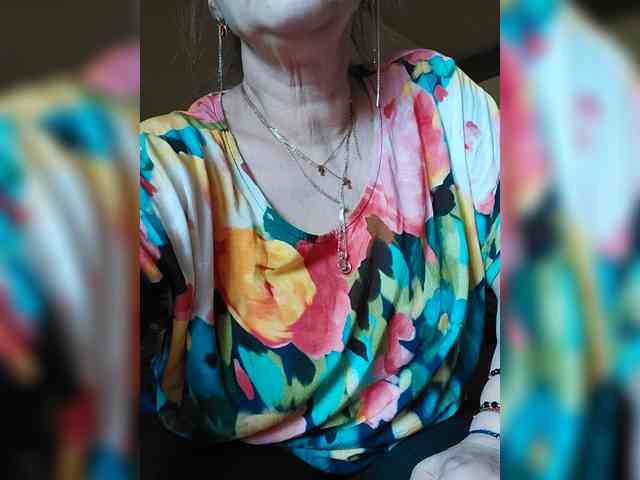 LoveTinaForever webcam
