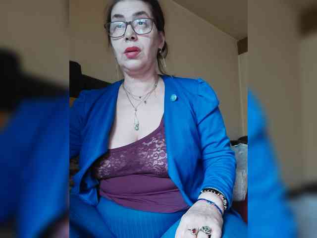 LoveTinaForever webcam