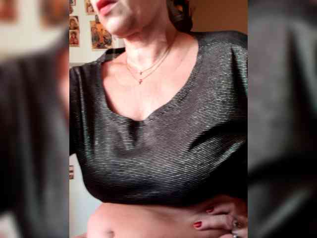LoveTinaForever webcam
