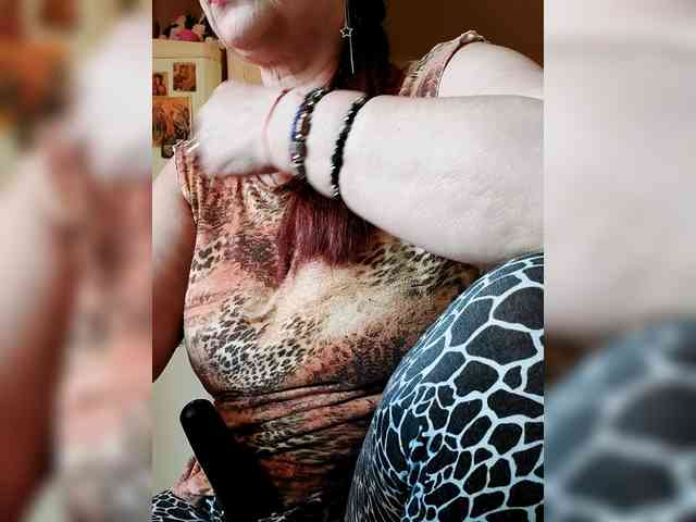 LoveTinaForever webcam