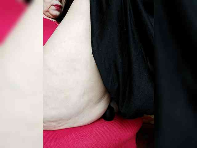 LoveTinaForever webcam