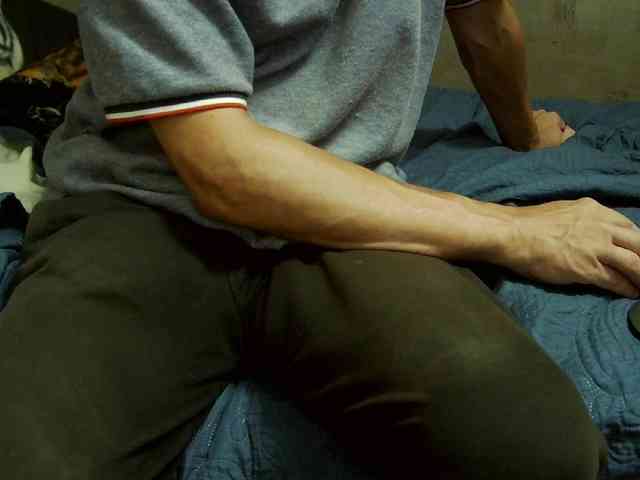 Nik44-244 Live Webcam on BongaCams