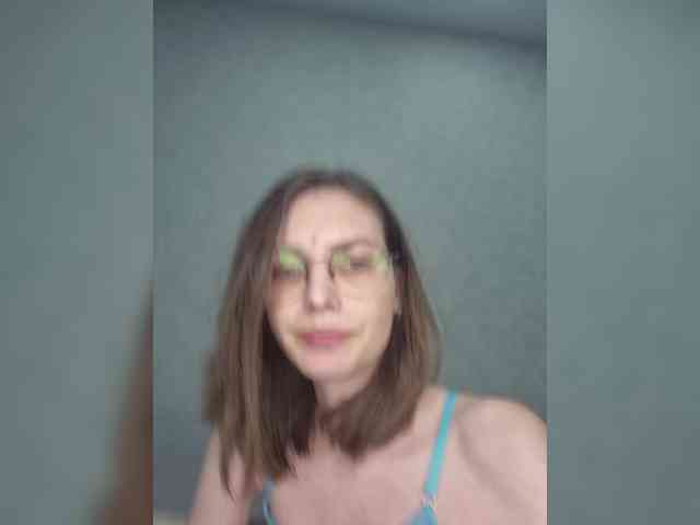 SharlottaChan webcam