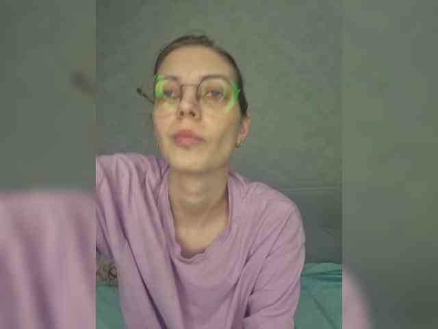 SharlottaChan webcam