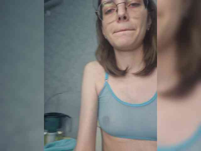 SharlottaChan webcam