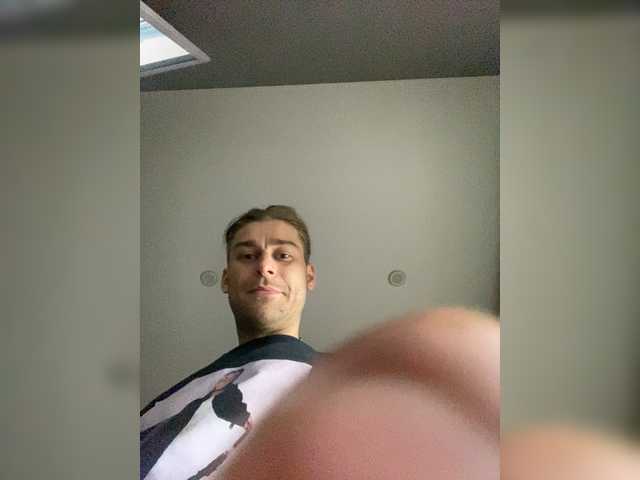 Yakudzaxxll666, 21 y/o - Live Cam on BongaCams