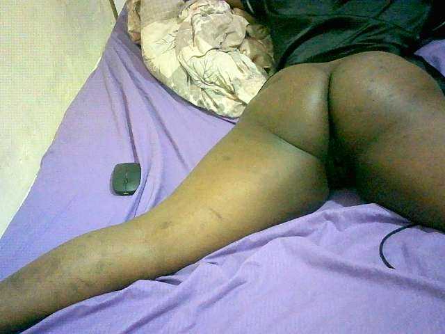 Hornyvibes live cam on BongaCams