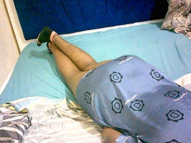 Hornyvibes live cam on BongaCams