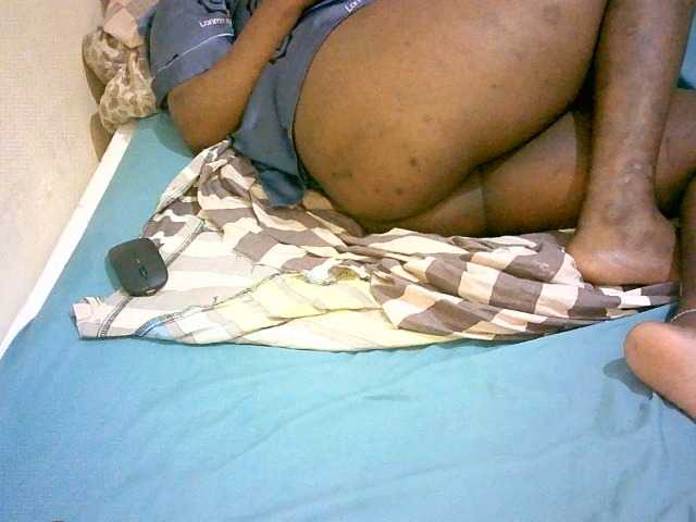 Hornyvibes live cam on BongaCams