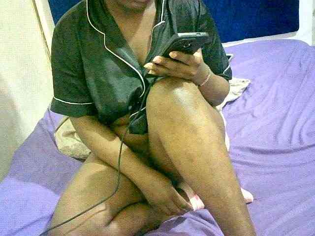 Hornyvibes webcam