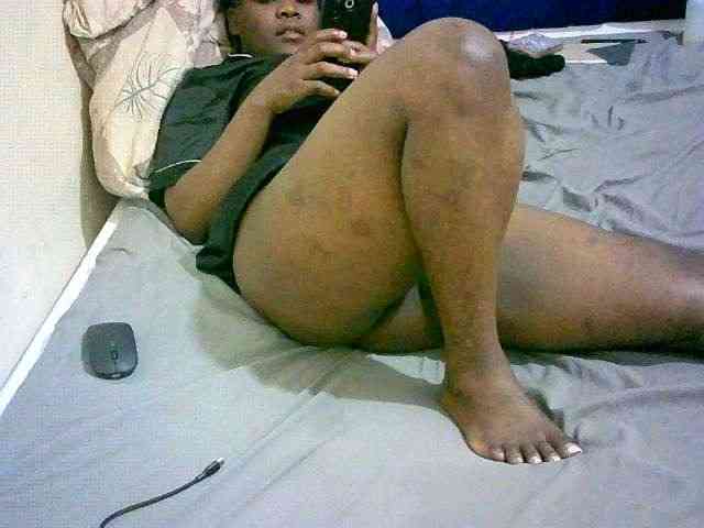 Hornyvibes webcam