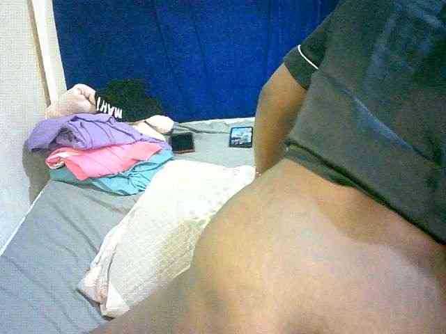 Hornyvibes webcam
