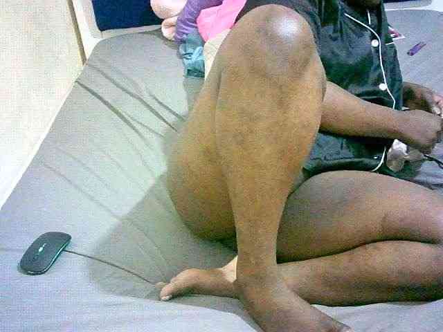 Hornyvibes webcam