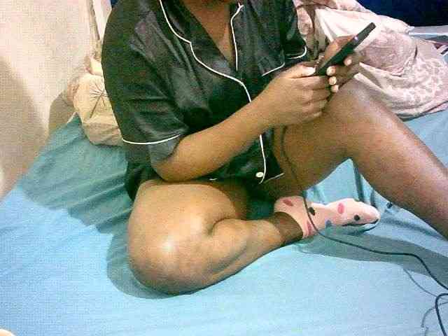 Hornyvibes webcam