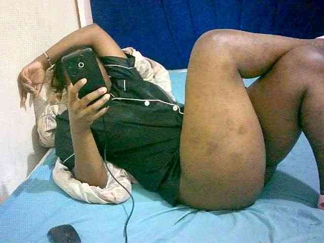 Hornyvibes webcam