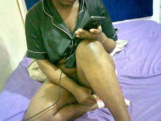 Hornyvibes webcam