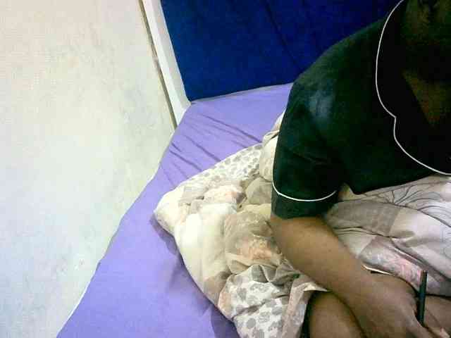 Hornyvibes webcam
